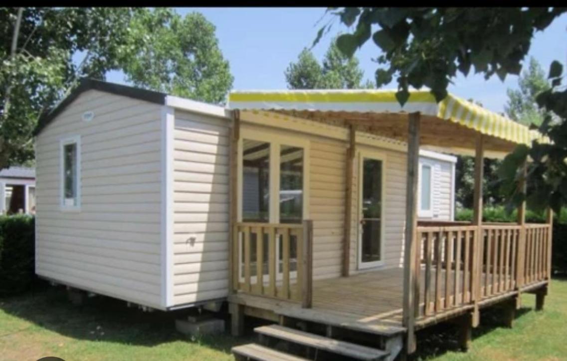 Camping Domaine Villa Verde Callas 外观 照片