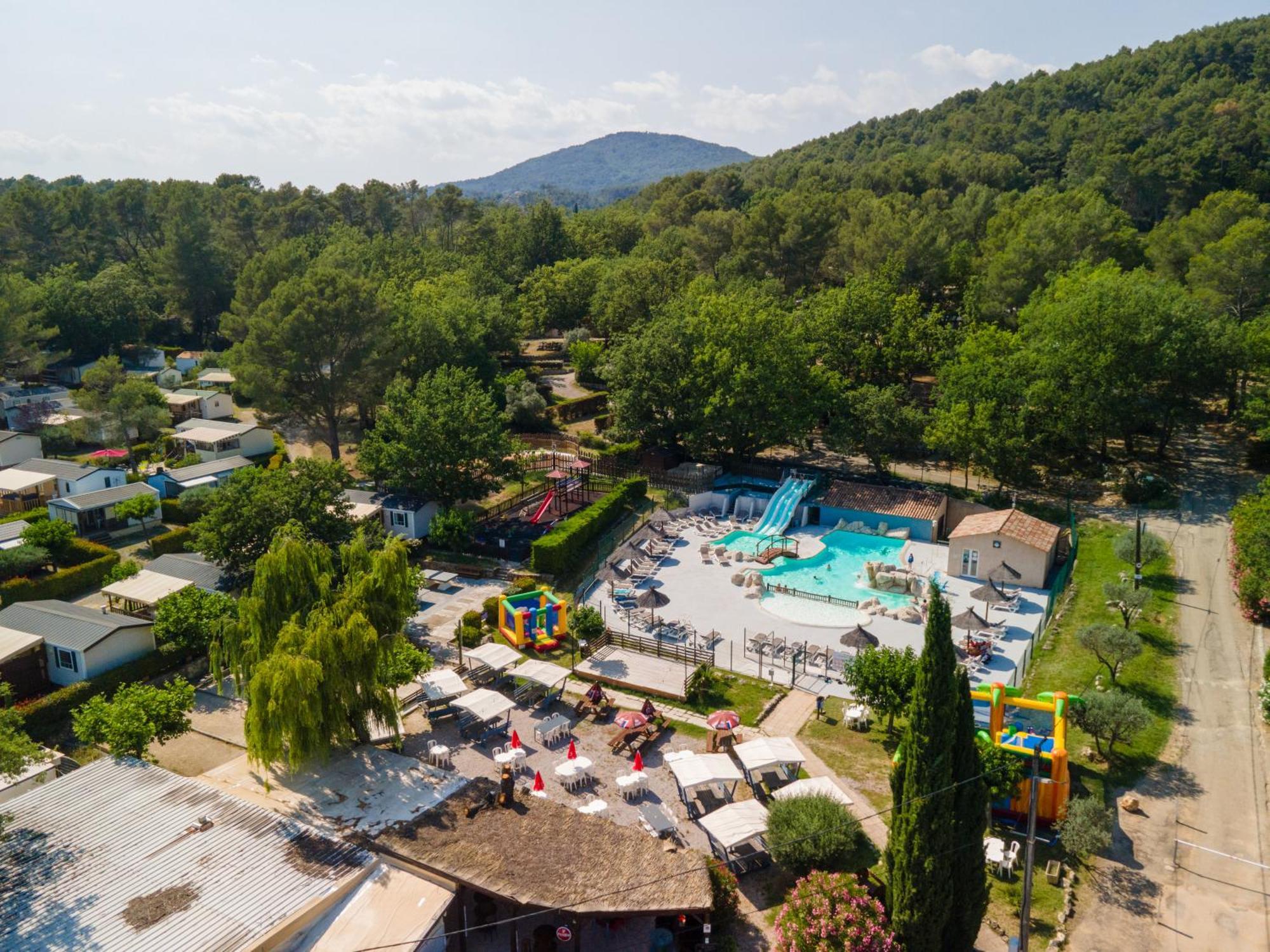 Camping Domaine Villa Verde Callas 外观 照片