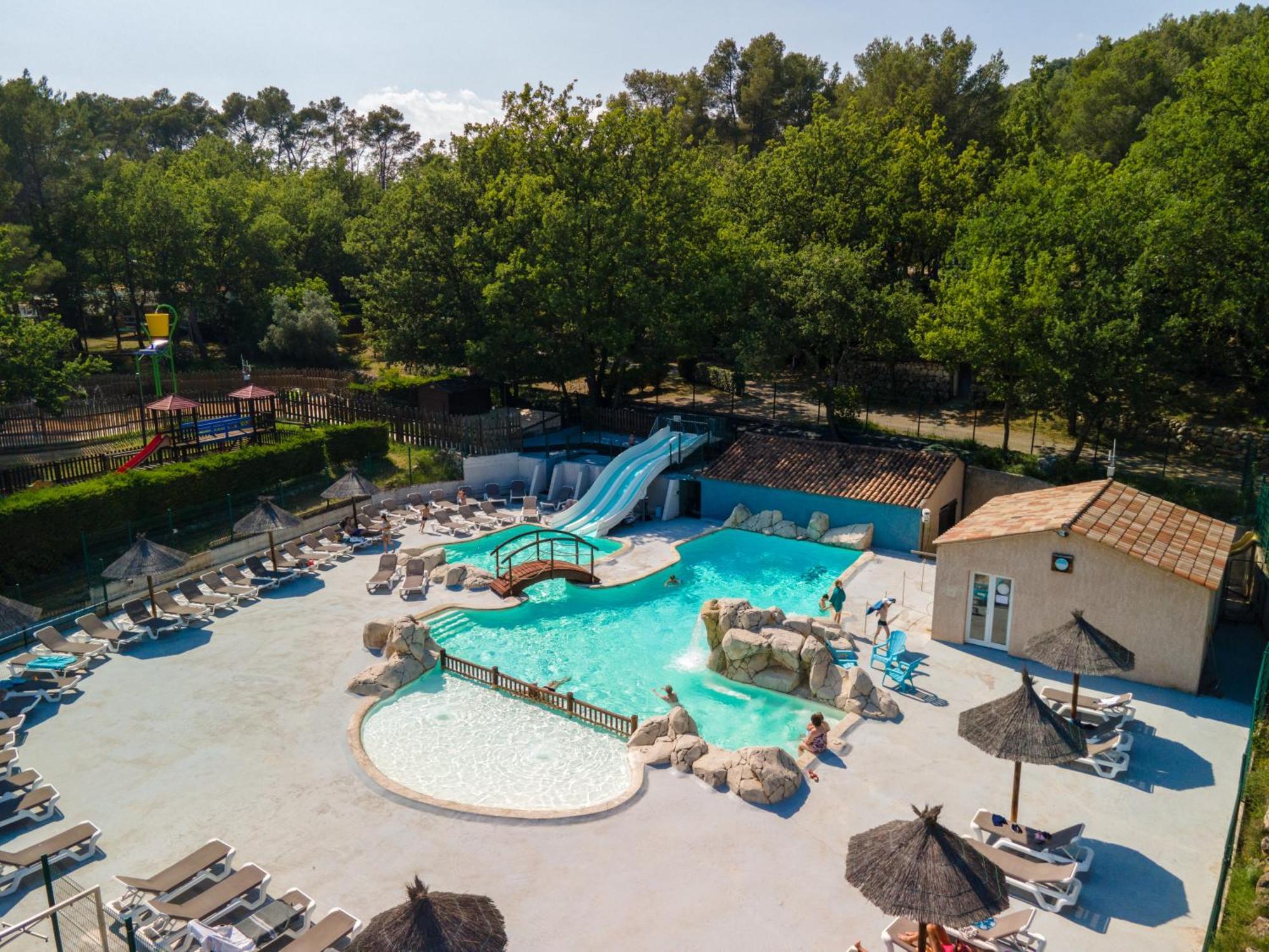 Camping Domaine Villa Verde Callas 外观 照片