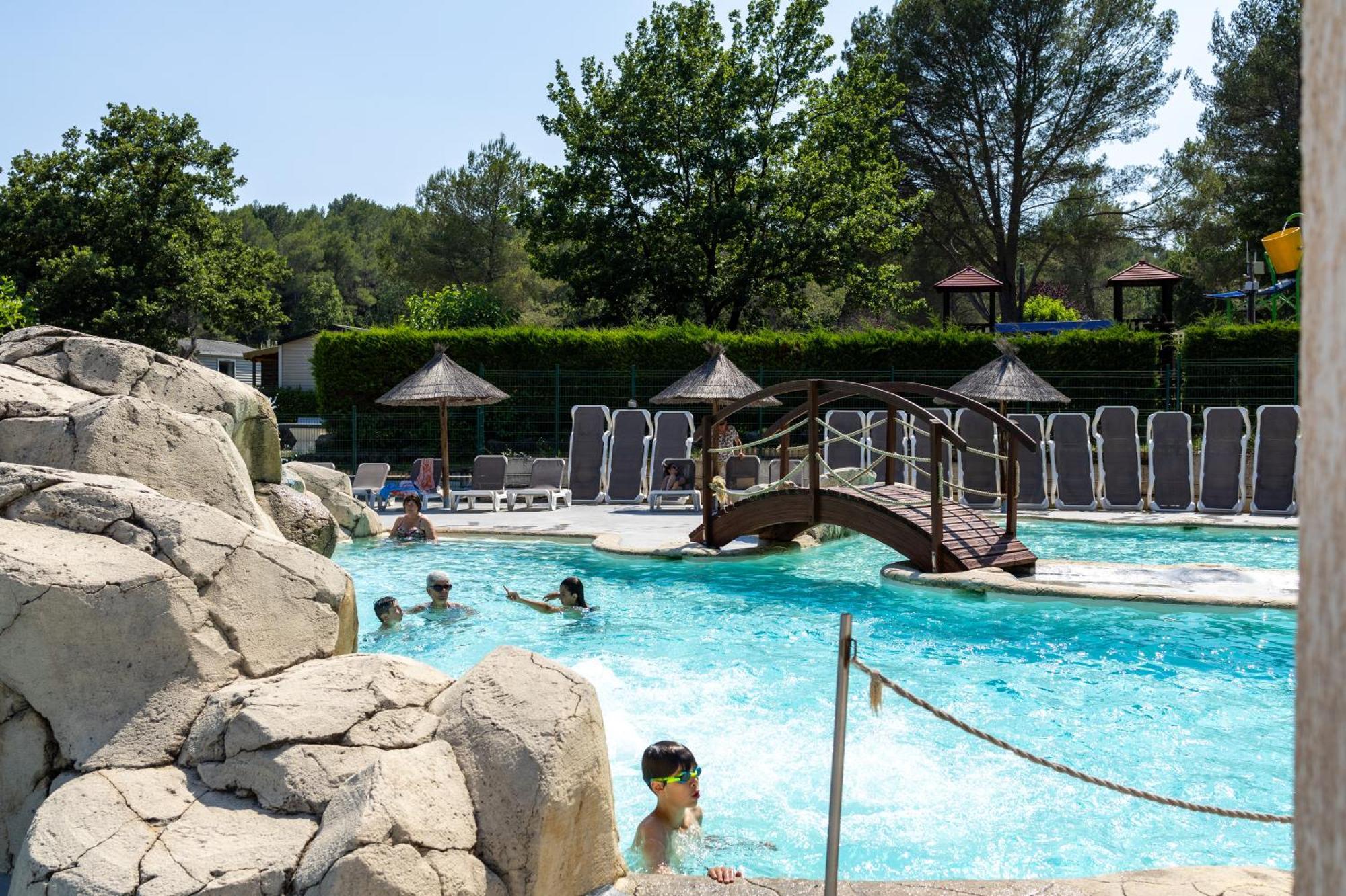 Camping Domaine Villa Verde Callas 外观 照片